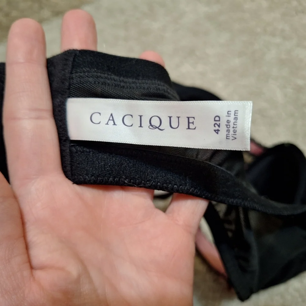 Cacique chic black